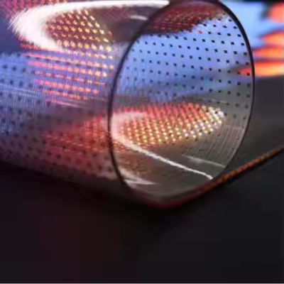 Muralha de cortina de vidro criativa Ecrã LED transparente 80% Transmissão de luz 5000nits Brilho Design flexível