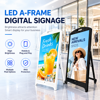 Exibição de pôster LED para exterior 3X3 P2.5 4500nits IP65 Sinal digital alimentado por bateria